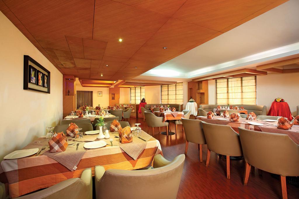 โฮเต็ล พาร์ค เรสิเดนซี Hotel Kochi ภายนอก รูปภาพ