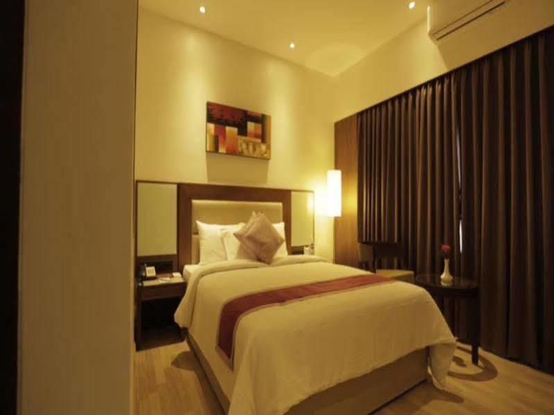 โฮเต็ล พาร์ค เรสิเดนซี Hotel Kochi ภายนอก รูปภาพ